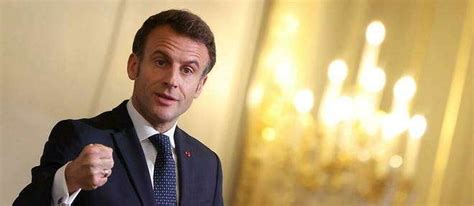 macron et sa femme|« J’étais trop amoureux » : Emmanuel Macron se confie sur sa vie ...